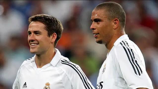 现出了他们 现出了他们